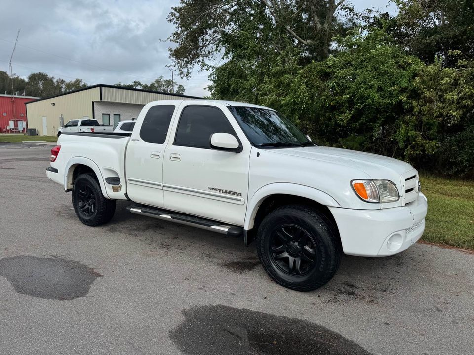 2003 Toyota tundra access cab SR5