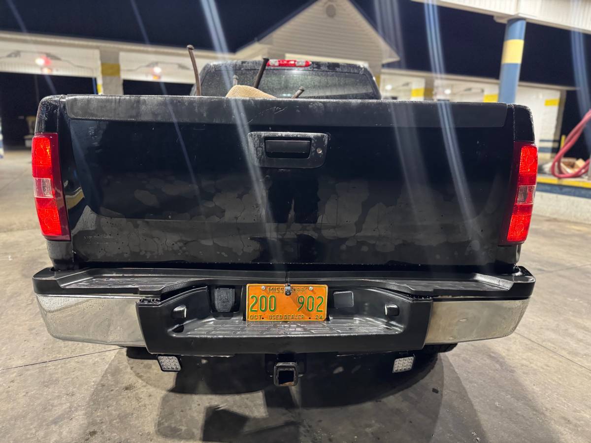 2010 Chevrolet Silverado 2500HD 1LT - Photo 10